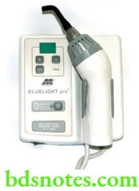 Dental Materials Resin based Composites and Bonding Agents A wired curing light device